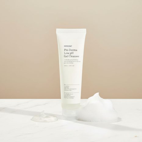 pro-derma-cleanser-for-daily-skincare-routine.jpg Pro Derma Low pH Gel Cleanser daily use cleanser leaving skin smooth, balanced, and refreshed